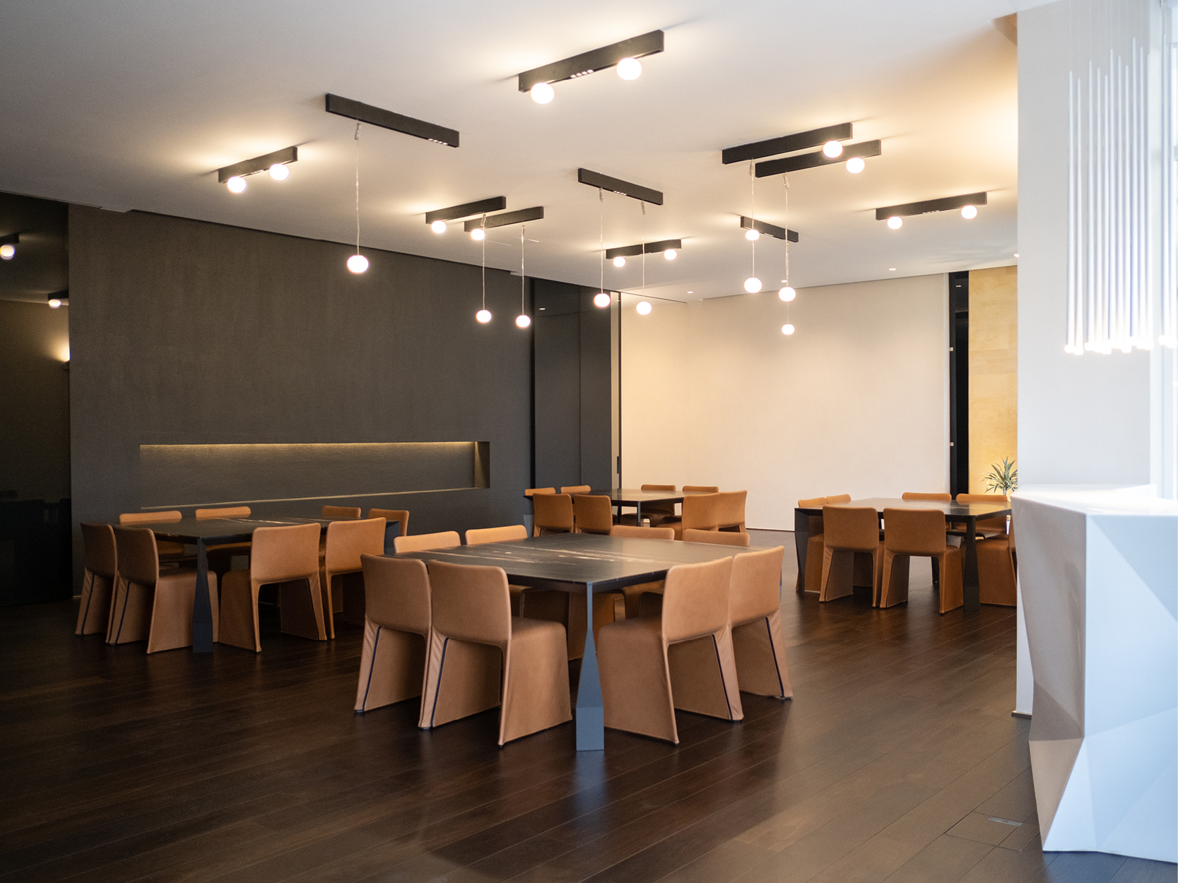 Beschichtungen mit HD Surface und digitalen Tapeten 6