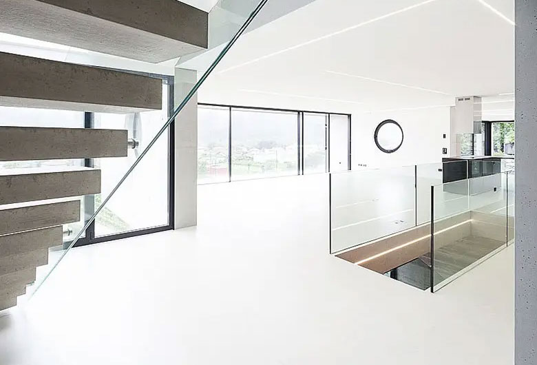 Resina in ristrutturazione: quando si possono evitare le demolizioni e cosa verificare 1